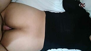 Follando El Culo De Mi Hermanastra Ella Piensa Que Soy Su Novio