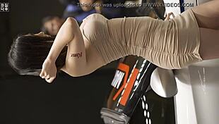 i saw this hot seoul korean racing girl and got excited