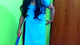 Indian Babe Enjoys Hardcore Sex with Handjob and Ass