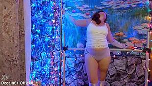 hotwife steffi performs a july seventeen pussy dance during her homemade photoshoot