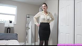 hotwife explores a new promotion opportunity with her boss