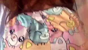 Mau padrasto transando com enteada sexy e inocente sex toy em anal público.