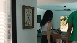 for a teen 18+ she really knows how to handle that bbc 😍