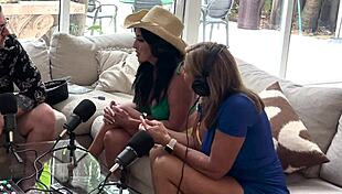 cruzn with abi james and sunni daize, dirty talk group swinging with milf cougars.