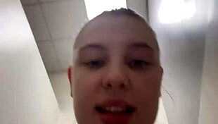 Extreme Public Fingering And Anal Action With Big Ass On Webcam