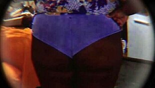 Hidden Camera Catches Religious Neighbor's Huge Ass In Homemade Latina Scene!