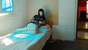 She asked me to fuck her date for her and im such a good friend