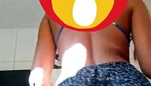 minha esposa novinha dançando funk com energia 😎💃