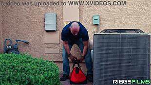 Huge Boobs Gamer Girl Meets The Repair Guy