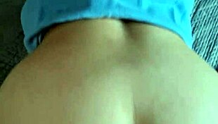 Amateur College Girl Flaunts Tight Ass in Doggy Style!