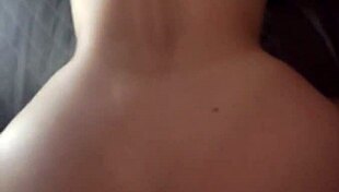 gozada na bunda grande dessa morena gostosa secretblowjoob