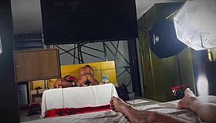 Chamei Na Rua Uma Putinha Milf Para Comer O Cuzinho Dela No Motel Com Minhas Esposa