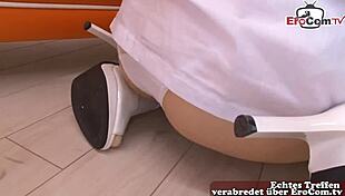 Kleine asiatische teen 18+ krankenschwester fickt mit dem patient