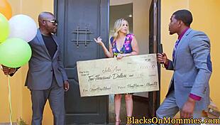 Pornstar Julia Ann Spitroasted In BBC Trio With Sucking