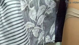 la esposa de mi padrastro le encanta que me la folle cuando el no esta en casa