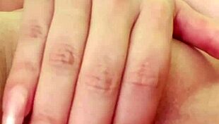 fingering my pussy and playing with my vibrator - blondie fesser