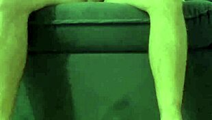 Essa Novinha Adora Sentar Gostoso Na Rola Mostrando A Bucetinha