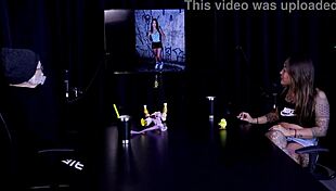 não faria alguns tipos de fetiches? gosta de uns brinquedinhos e as polêmicas do se pegaria - flor de damiana watch on sheer red