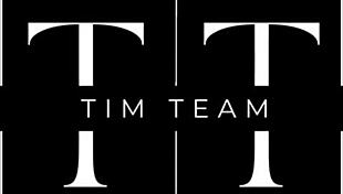 even though she didnt bring the right gift, her pussy is a great substitute in suggestive play