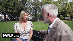 fuck me fund me desperate sugar baby traded her pussy for a limit-free credit card