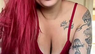 exibicao de puta falando sacanagem se masturbando com consolo plug e piscando o cuzinho