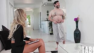 Unexpected Encounter Savvy Suxxs Surprise Massage Session!