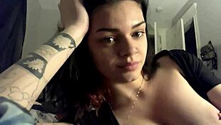 hot girl shows her big boobs!