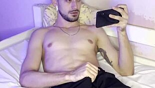 Brazilian Bodybuilder Gives Intense Handjob To Produce Milk For You