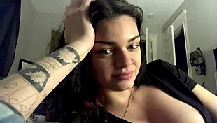 hot girl shows her big boobs!