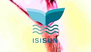 i convinsed a 18 year old redhead to make a sex tape she end up fuckin hard an deep