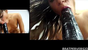 Watch Nikki Brooks And Chichi Medina Masturbate Their Pussies?