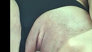 Hey, while boyfriend drives, I tease with toy and cum on seat.