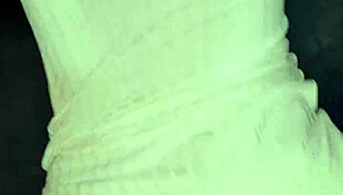 सौतेली बहन के साथ झपकी में अनजाने चुदाई