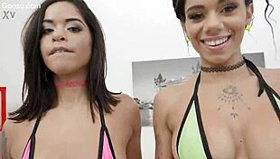 नताशा रियोस और मिह निन्फेटिन्हा गंदी रंडियां पूरी एनल DAP स्लैमिंग में