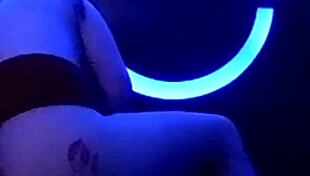 Hot Wife Cabalga Rico a Single Vergon in Hotel