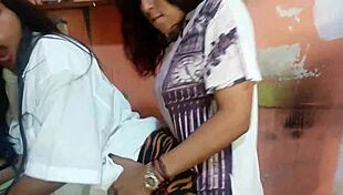 We have lesbian sex in front of the painter how morbo