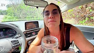 Aprilbigass chats and previews her big ass in 4k 60fps on web.