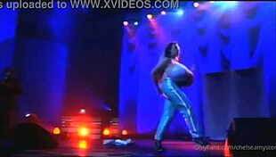 i seen the bustiest stripper ever strippin' with her huge tits