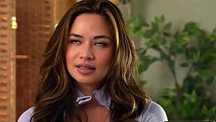 हॉट साली जेड मैरिस चुदाई गेम्स शुरू कर देती है