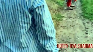 desi girl fucks boyfriend outdoors passionately