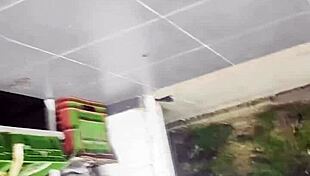 Upskirt en la tienda