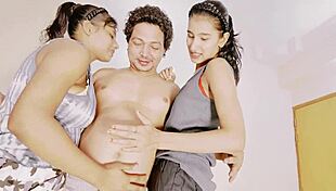 Uttaran20's hot threesome includes cum creampie swapping!
