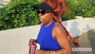 Ruiva De Rabo Gigante Filmada A Treinar Pelo Amante!