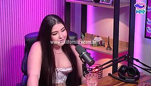 a floravip2023 gozou e gemeu muito