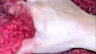 I eat a huge ass before cumming in her mouth