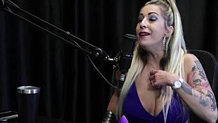 os clientes voltam por n�o dar s� o sexo se masturbava desde nova teve um cliente ladr�o de banco e quis pagar com o boquete - julia fontanelli watch on sheer red