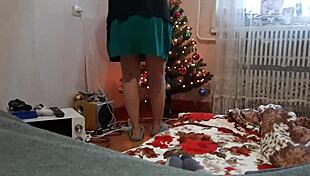 while my stepsister decorated the christmas tree on christmas eve, i masturbated riskily