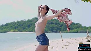 Two ukrainian milf babes jana bubu and elina love softcore porn