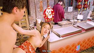 Li Nana's big tits led to hot sex with a guy 😏