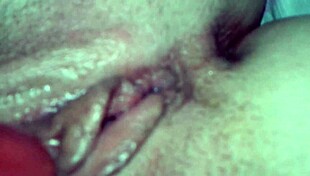 Hey, watch Joice reach pussy orgasm with vibrator toys